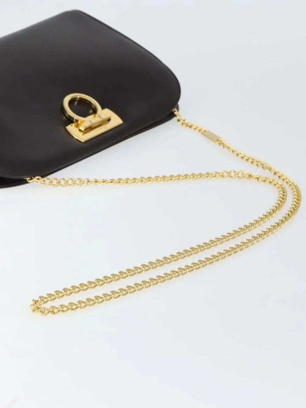 Salvatore Ferragamo Gancini Chain Shoulder Bag Leather Brown Gold Auth 166439